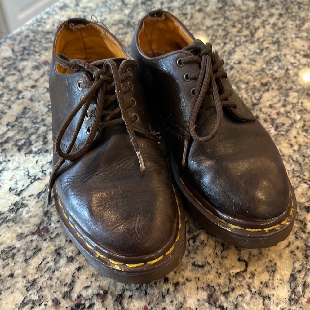 Dr. Martins Brown Leather Oxford Shoe